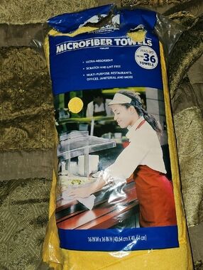 Microfiber Cleaning Towels - Yellow .New-Opened.Only 2 Taken Out Of Pack.